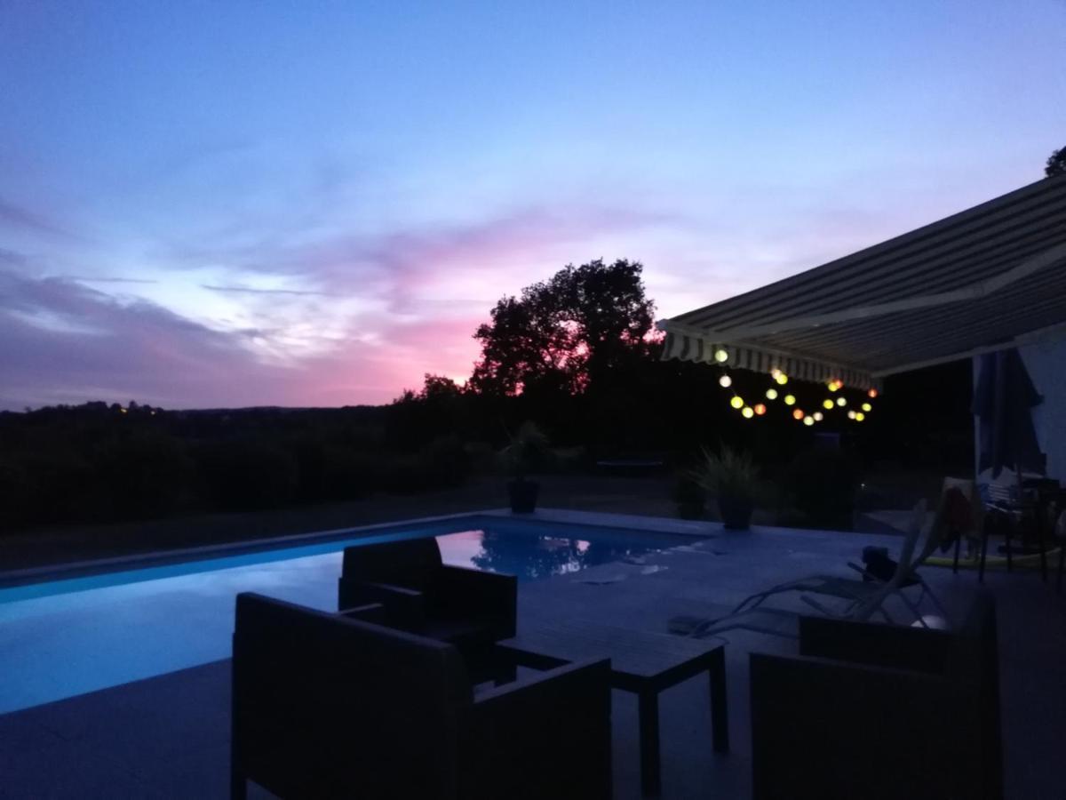 Habitación en casa particular Calme Avec Piscine *